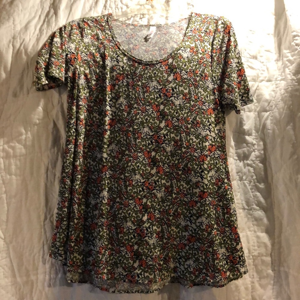 Lularoe perfect T